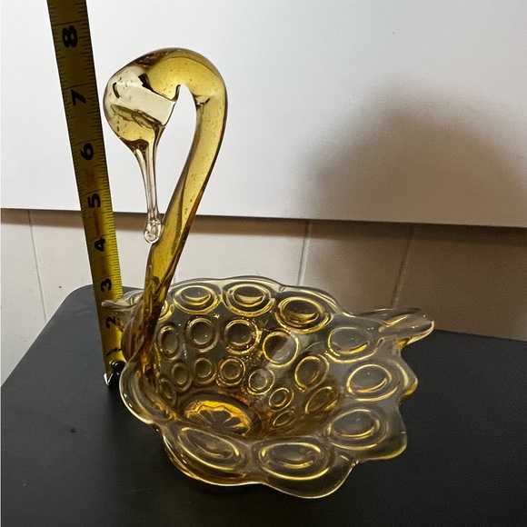 Preowned LE Smith Bulls Eye Honey Amber Glass Sean Candy Dish! - Picture 3 of 6